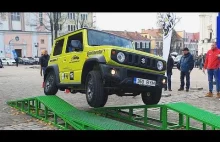 Giętki Jimny.