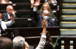 To nie jest śmieszne. Rządzący nie chcą opublikować ustawy, którą przyjęli.