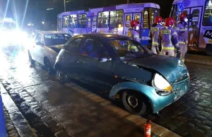 Wrocław: Ukrainiec spowodował wypadek z udziałem trzech samochodów