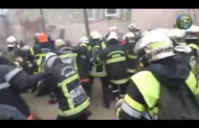 Francja : Policja vs Straż pożarna ostra bijatyka xD