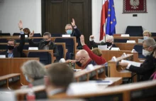 Koronawirus w Polsce. Senat odrzucił ustawę ws. dodatków dla medyków