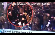 Policjant pryska gazem posłankę Barbarę Nowacką.Film pokazujący ten moment.