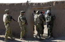 Fikcyjne zdjęcie pokazujące australijski mord na afgańskich cywilach....