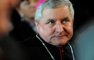 Biskup krył pedofila, a w zmowę wplątał wiernych. Ludzie przysięgali na Biblię