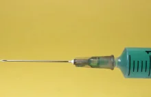 Bahrajn jako drugi kraj na świecie dopuszcza do użycia szczepionkę Pfizer