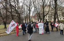 Żądają zakończenia pandemii. Dziś w Krakowie odbyła się manifestacja