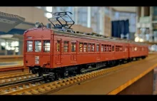 Japończyk tworzy od zera jeżdżący model pociągu JNR z papieru
