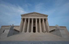 Sąd Najwyższy USA odrzucił wniosek o unieważnienie wyborów korespondencyjnych.