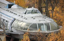 Czy to jest statek kosmiczny z Gwiezdnych Wojen lub Star Treka?