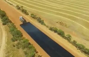 Australian Workers Deftly Build 4.9 KM Road in Two Days