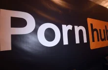 Pornhub właśnie skasował większość dostępnych na nim filmów.