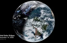 Niesamowite zdjęcia wczorajszego zaćmienia słonecznego z perspektywy satelity