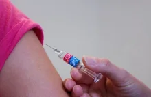 Badanie: Polki zdecydowanie bardziej sceptyczne wobec szczepień niż Polacy