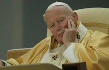 Jan Paweł II już nie taki święty? Młodzi winią go za tuszowanie pedofilii...