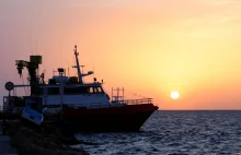 Łódź z nielegalnymi emigrantami zatonęła u wybrzeży Tunezji
