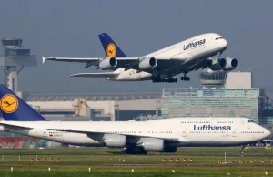 Lufthansa płaci nawet 15 tys. euro postojowego.