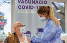 Hiszpania chce tworzyć rejestr ludzi, którzy odmówili szczepień na poziomie UE