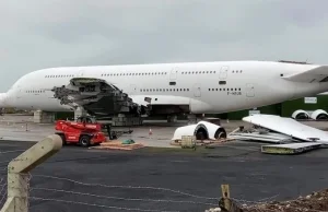 Smutne zdjęcie rozbiórki pierwszego wycofanego Airbusa A380 Air France