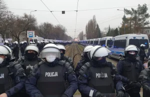 Jaki to był rok dla policji? "Nigdy przed domem polityka nie była stawiana...