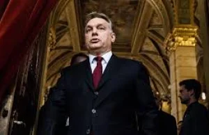 Węgierska władza szczepi naród rosyjskimi szczepionkami i niszczy dziennikarza