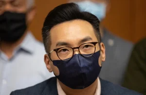 Masowe aresztowania działaczy demokratycznych w Hongkongu. Ponad 50...
