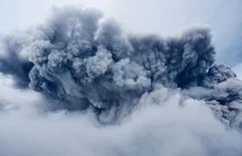 Wybuchł wulkan Merapi, w rejonie którego mieszkają setki tysięcy ludzi....