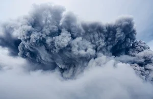 Wybuchł wulkan Merapi, w rejonie którego mieszkają setki tysięcy ludzi....