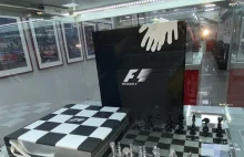 Komplet szachowy rodem z Formuły 1