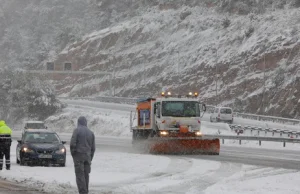 Są pierwsze ofiary największej od pół wieku śnieżycy w Hiszpanii
