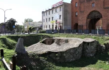 Część fortyfikacji w Olsztynie zostanie zasypana bo nie ma pieniędzy na naprawę.