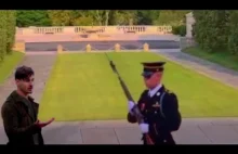 Why You Never Mess With A Guard Of The Tomb Of The Unknown Soldier