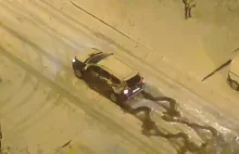 Dacia Duster vs Renault 4L na śniegu