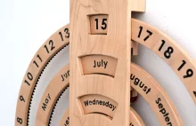 Wieczny drewniany kalendarz DIY sterowany przez Arduino