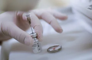 Już 13 zgonów po przyjęciu szczepionki firmy Pfizer w Norwegii.