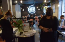 Pierwsza restauracja w Katowicach oficjalnie otwarta mimo obostrzeń. To...