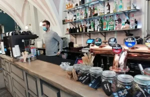 Wrocław: Restauracje i kawiarnie otwierają się mimo zakazu jako coworking