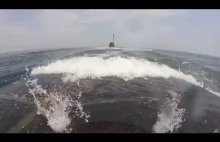 Zanurzenie okrętu podwodnego - widok z kilku kamer