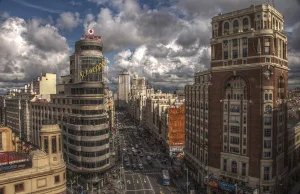 Madryt - protesty przeciw restrykcjom »