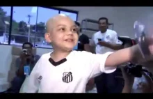 Neymar dotrzymuje obietnicy danej chłopcu!