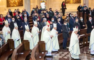 Kościół, szczególnie teraz, w ramach solidarności, powinien być opodatkowany