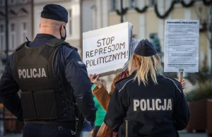 Policyjni związkowcy chcą "umocnienia apolityczności". Petycją zajmie się...