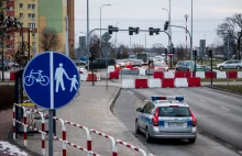 Trasa Uniwersytecka w Bydgoszczy zamknięta - siedmioletni most grozi zawaleniem