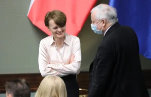 Jadwiga Emilewicz nie poniesie kary za narty. Zdecydował Jarosław Kaczyński