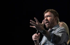 Chuck Norris: Czy słomki bambusowe są ważniejsze niż ochrona życia...