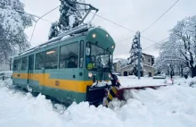 Tramwajowy pług odśnieżny w Zurychu
