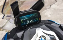 Nowy trend wśród złodziei? Kradną ekrany TFT z zaparkowanych motocykli