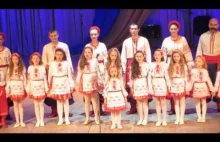 Ukraińskie przedszkole śpiewa hymn UPA