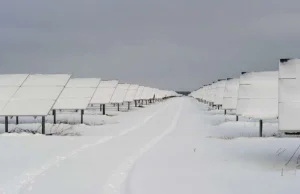 W Niemczech miliony paneli słonecznych są pokryte śniegiem...