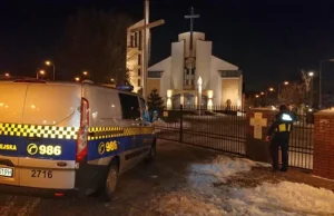 Utknął w kościelnej toalecie. "Takiej interwencji nie pamiętają najstarsi"