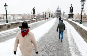 Czechy: Wymagane maseczki FFP2, nanomaseczki lub dwie maski chirurgiczne